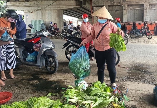 Người dân được phép làm gì trong giai đoạn cách ly xã hội? - 2