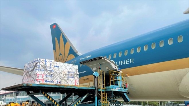 Lộ diện một doanh nghiệp đang rót vốn khủng đầu tư vào Vietnam Airlines - 3