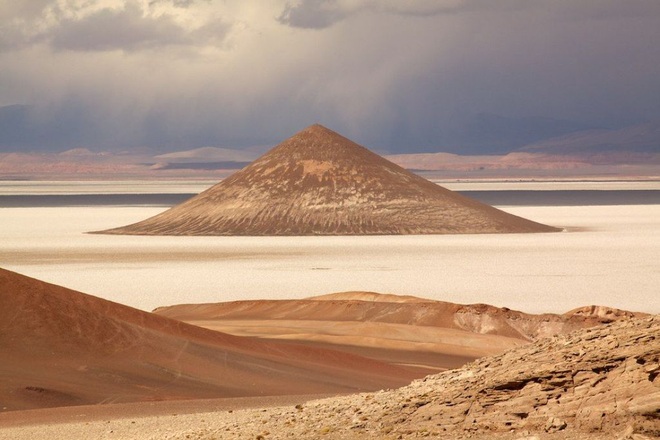 Cono de Arita - Kim tự tháp tự nhiên bí ẩn nhất thế giới ở Argentina - 2 Cono de Arita - Kim tự tháp tự nhiên bí ẩn nhất thế giới ở Argentina - 2