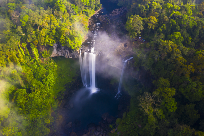 Watching the waterfall is likened to a sleeping princess in the forest in the Central Highlands - 1