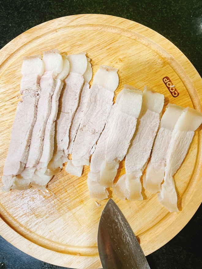 Cô giáo dạy Hóa mách cách làm thịt heo hai đầu da chuẩn như nhà hàng - 6 Cô giáo dạy Hóa mách cách làm thịt heo hai đầu da chuẩn như nhà hàng - 6