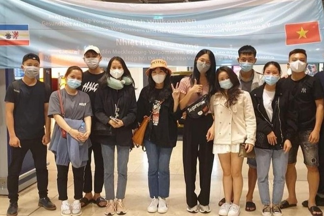 Gần 4.000 lao động xuất cảnh đi làm việc ở nước ngoài trong 6 tháng đầu năm - 1 Gần 4.000 lao động xuất cảnh đi làm việc ở nước ngoài trong 6 tháng đầu năm - 1
