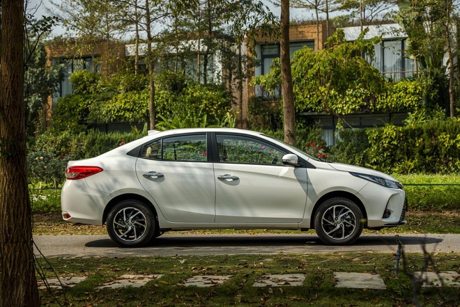 Toyota Vios giữ vững ngôi vương phân khúc, ăn điểm với thiết kế tối ưu - 5