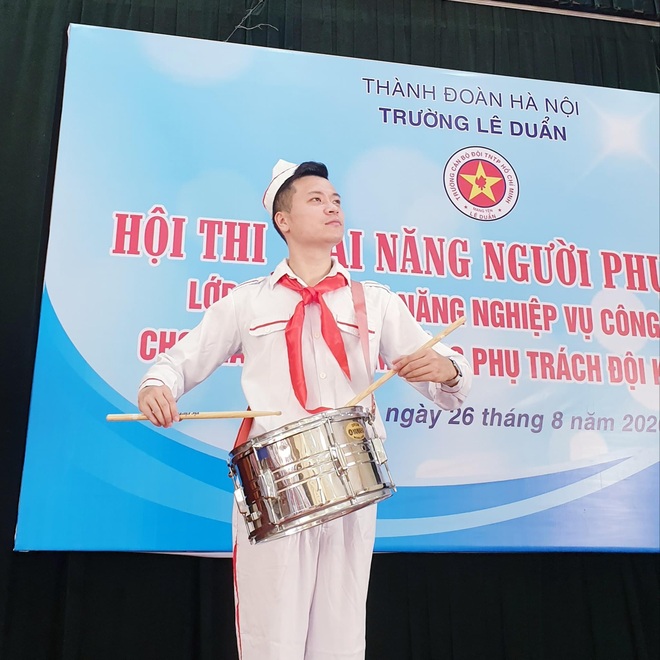 Trần Minh Cường từ bỏ ngành cảnh sát để làm thầy giáo công tác Đội - 3 Trần Minh Cường từ bỏ ngành cảnh sát để làm thầy giáo công tác Đội - 3