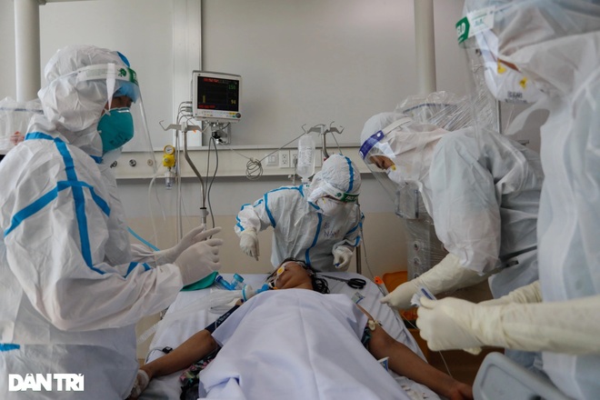 Số bệnh nhân Covid-19 nặng tăng nhanh: Nguyên nhân do đâu? - 2 Số bệnh nhân Covid-19 nặng tăng nhanh: Nguyên nhân do đâu? - 2