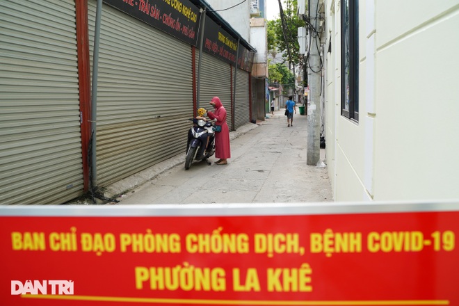 Hà Nội: Thêm 21 ca dương tính SARS-CoV-2, 9 F0 liên quan nhà thuốc - 1