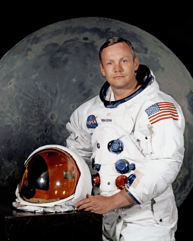 Apollo 11: Đây là một trong những chuyến bay lịch sử của nhân loại. Hành trình phiêu lưu tới Mặt Trăng được ghi lại qua nhiều hình ảnh ấn tượng. Hãy tới đây để khám phá!