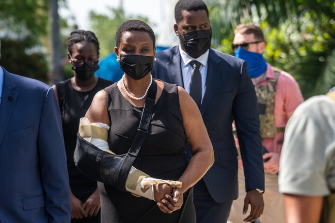Tổng thống Haiti bị ám sát cầu cứu vô vọng dù có 50 vệ sĩ trong nhà - 2 Tổng thống Haiti bị ám sát cầu cứu vô vọng dù có 50 vệ sĩ trong nhà - 2