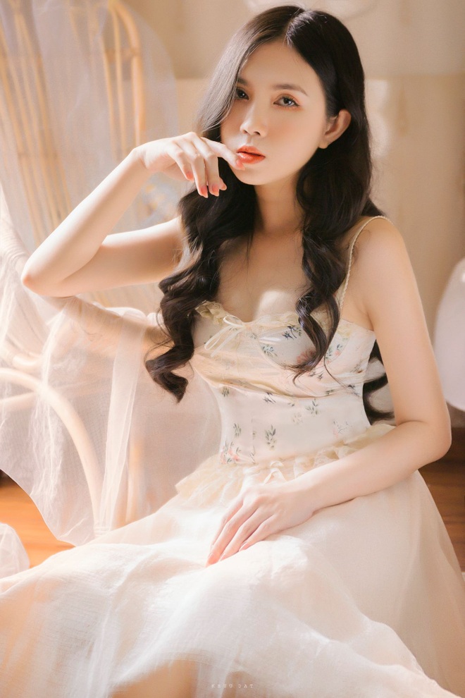 hot-girl-dong-thap-hoa-thieu-nu-thon-que-khoe-net-dep-trong-treo-ben-trang-phuc-truyen-thong1docx-1626967112086.jpeg