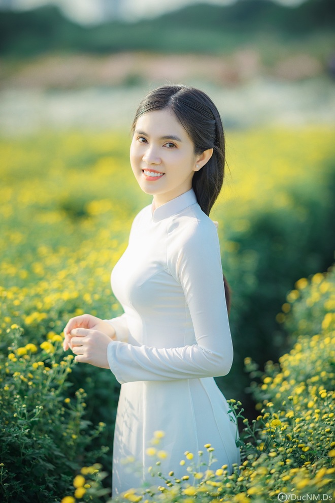 hot-girl-dong-thap-hoa-thieu-nu-thon-que-khoe-net-dep-trong-treo-ben-trang-phuc-truyen-thong1docx-1626967112563.jpeg