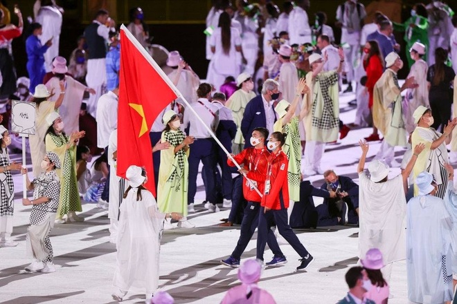 Đoàn Thể thao Việt Nam diễu hành tại Olympic Tokyo - 8 Đoàn Thể thao Việt Nam diễu hành tại Olympic Tokyo - 8