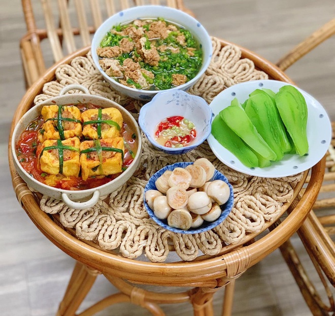 Bắt mắt, đã miệng với những mâm cơm dành cho gia đình 3 người - 8 Bắt mắt, đã miệng với những mâm cơm dành cho gia đình 3 người - 8