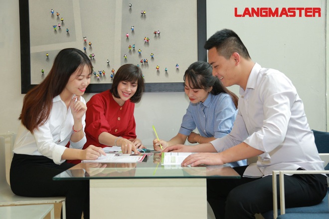 Giảng viên Langmaster giáo dục từ tâm, nâng tầm trí tuệ - 3 Giảng viên Langmaster giáo dục từ tâm, nâng tầm trí tuệ - 3