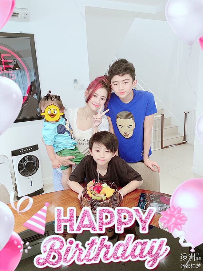 Trương Bá Chi lần đầu để lộ mặt con trai thứ ba - 2 Trương Bá Chi lần đầu để lộ mặt con trai thứ ba - 2