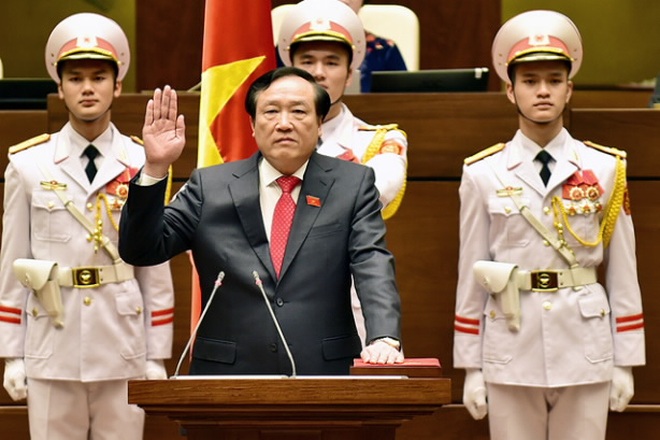 Chủ tịch nước đề nghị bầu ông Nguyễn Hòa Bình làm Chánh án TAND tối cao - 1 Chủ tịch nước đề nghị bầu ông Nguyễn Hòa Bình làm Chánh án TAND tối cao - 1