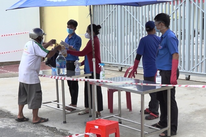 Hàng trăm thanh niên Sa Đéc đăng ký tham gia chống dịch Covid-19 - 4 Hàng trăm thanh niên Sa Đéc đăng ký tham gia chống dịch Covid-19 - 4