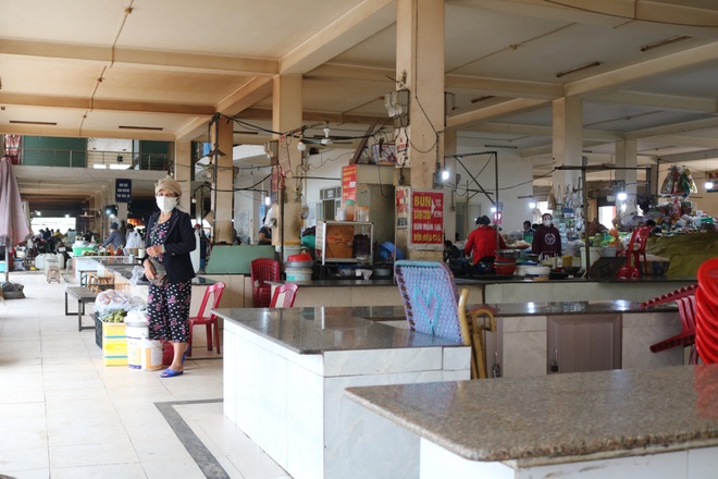 Người dân TP Pleiku thực hiện Chỉ thị 15 như thế nào ? - 5 Người dân TP Pleiku thực hiện Chỉ thị 15 như thế nào ? - 5