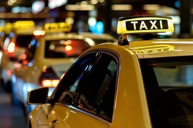 200 taxi truyền thống được nâng cấp thành taxi y tế để chuyển bệnh nhân - 1