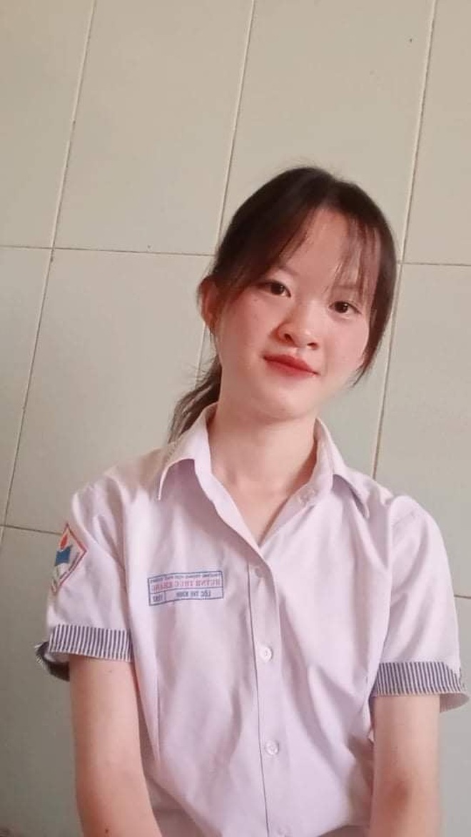 Nữ sinh dân tộc Nùng đạt điểm 10 môn Sử, thủ khoa khối C của Đắk Lắk - 2