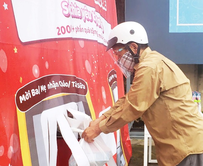 ATM Cháo/Tã/Sữa/...Bibo Mart chia sẻ khó khăn với các ba mẹ vùng tâm dịch - 2 ATM Cháo/Tã/Sữa/...Bibo Mart chia sẻ khó khăn với các ba mẹ vùng tâm dịch - 2