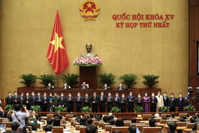 Quốc hội phê chuẩn 4 Phó Thủ tướng, 22 thành viên khác của Chính phủ - 4