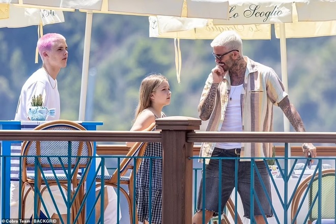 David Beckham tận hưởng kỳ nghỉ xa hoa trên du thuyền tại Italy - 6