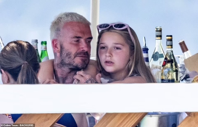 David Beckham tận hưởng kỳ nghỉ xa hoa trên du thuyền tại Italy - 7