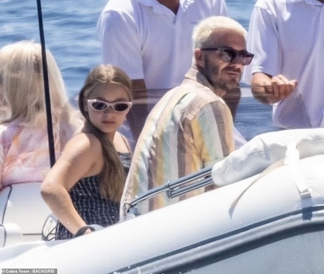 David Beckham tận hưởng kỳ nghỉ xa hoa trên du thuyền tại Italy - 8