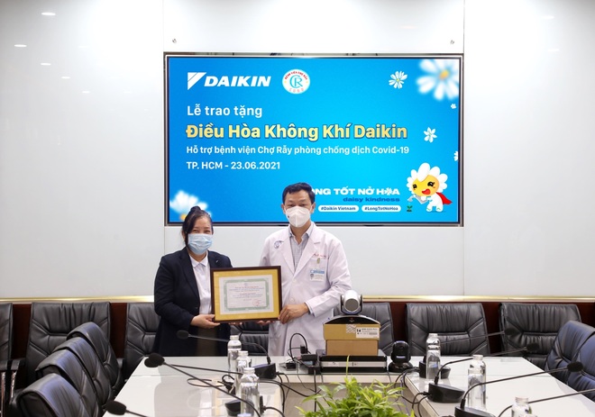 Lan tỏa sức mạnh cộng đồng mùa Covid-19 cùng chiến dịch Lòng tốt nở hoa - 2 Lan tỏa sức mạnh cộng đồng mùa Covid-19 cùng chiến dịch Lòng tốt nở hoa - 2