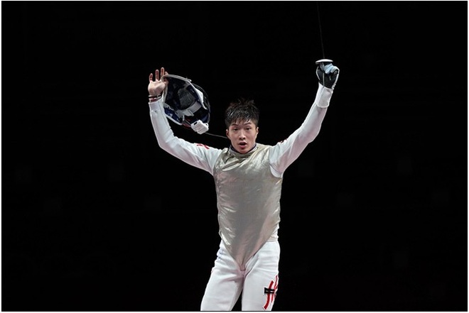 Đòi hôn mỹ nam Olympic trên truyền hình, nữ MC nhận rổ gạch đá - 1 Đòi hôn mỹ nam Olympic trên truyền hình, nữ MC nhận rổ gạch đá - 1