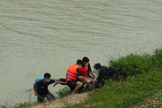 Bơi qua sông khi đang giãn cách xã hội, một thanh niên tử vong - 1