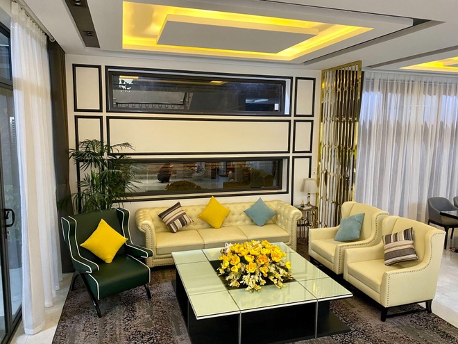 cap vo chong 9x bo pho ve que lam nha vuon 800m2 dep binh yendocx 1627954724972 - D&acirc;n tr&iacute; &ndash; Ng&ocirc;i nh&agrave; rộng gần 200m2 ở c&oacute; đủ cả hồ bơi, ao c&aacute;, vườn c&acirc;y, g&acirc;y ấn tượng mạnh tr&ecirc;n tạp ch&iacute; Mỹ.