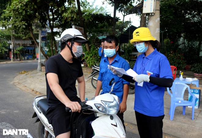 Đà Nẵng mở rộng vùng phong tỏa ở điểm nóng Covid-19 - 6 Đà Nẵng mở rộng vùng phong tỏa ở điểm nóng Covid-19 - 6