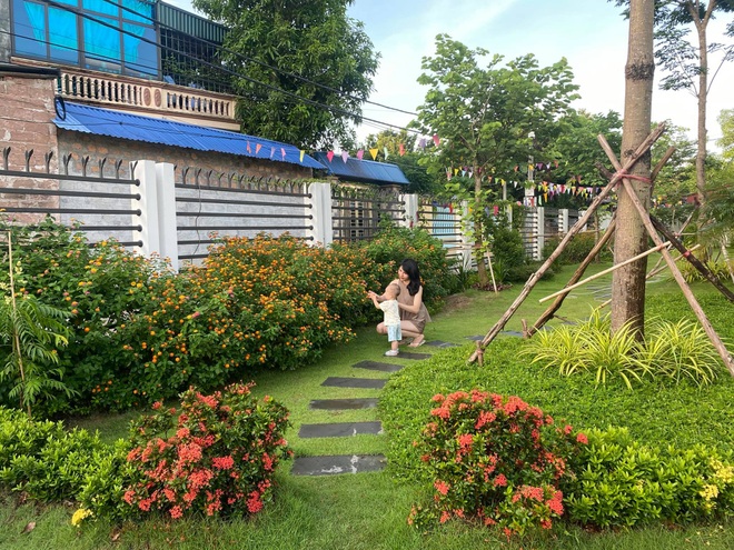 nhavuon10 1627954953860 - D&acirc;n tr&iacute; &ndash; Ng&ocirc;i nh&agrave; rộng gần 200m2 ở c&oacute; đủ cả hồ bơi, ao c&aacute;, vườn c&acirc;y, g&acirc;y ấn tượng mạnh tr&ecirc;n tạp ch&iacute; Mỹ.