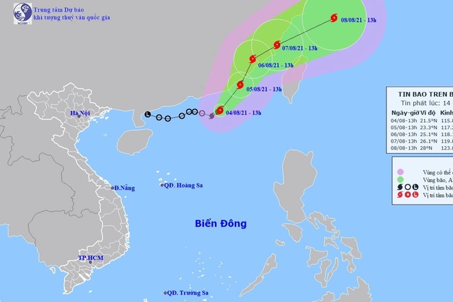 Bão số 4 gây mưa to gió lớn, tàu thuyền đề phòng nguy hiểm - 1 Bão số 4 gây mưa to gió lớn, tàu thuyền đề phòng nguy hiểm - 1