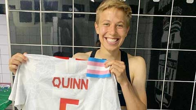 Cầu thủ chuyển giới của Canada đi vào lịch sử Olympic khi giành huy chương - 2 Cầu thủ chuyển giới của Canada đi vào lịch sử Olympic khi giành huy chương - 2