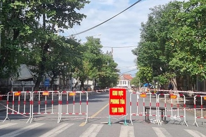 Bệnh nhân Covid-19 ghé bốc dỡ hàng, siêu thị lớn nhất Đông Hà tạm đóng cửa - 2 Bệnh nhân Covid-19 ghé bốc dỡ hàng, siêu thị lớn nhất Đông Hà tạm đóng cửa - 2