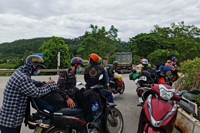 Nghệ An hỗ trợ mỗi hộ dân ở lại các tỉnh phía Nam 1 triệu đồng - 1 Nghệ An hỗ trợ mỗi hộ dân ở lại các tỉnh phía Nam 1 triệu đồng - 1