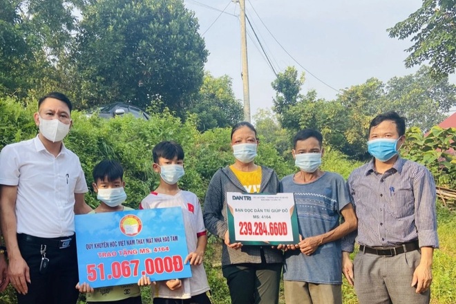 Khởi công Ngôi nhà Nhân ái do bạn đọc Dân trí giúp đỡ gia đình hoàn cảnh - 2 Khởi công Ngôi nhà Nhân ái do bạn đọc Dân trí giúp đỡ gia đình hoàn cảnh - 2