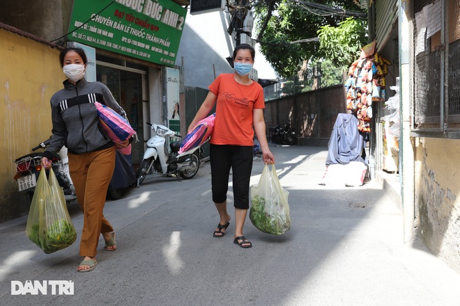 Nghị quyết 68: Hàng loạt lao động tự do ở Hà Nội nhận hỗ trợ 1,5 triệu đồng - 7