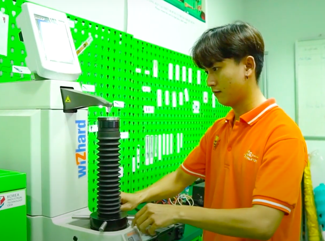 Tìm lời giải cho bài toán thiếu hụt nhân lực ngành Cơ khí trong thời 4.0 - 5 Tìm lời giải cho bài toán thiếu hụt nhân lực ngành Cơ khí trong thời 4.0 - 5