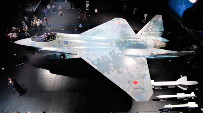 So sánh tiêm kích Checkmate của Nga và F-35 của Mỹ - 1 So sánh tiêm kích Checkmate của Nga và F-35 của Mỹ - 1