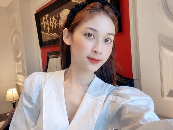 Hot girl 2K: Giữa thông minh và xinh đẹp sẽ chọn trở thành cô gái trí tuệ! - 6 Hot girl 2K: Giữa thông minh và xinh đẹp sẽ chọn trở thành cô gái trí tuệ! - 6