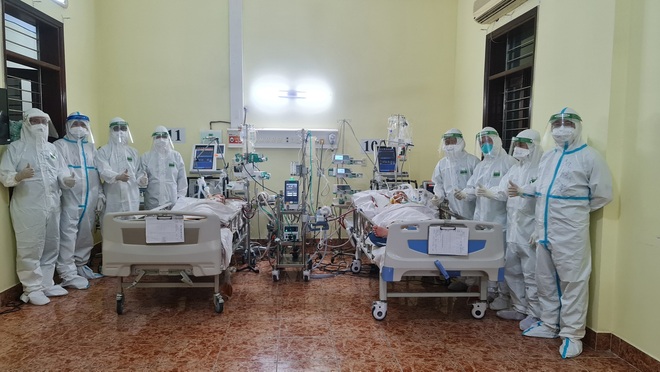 Bệnh viện Quân y 175 can thiệp ECMO thành công cứu sản phụ 33 tuổi mắc Covid-19 - 2 Bệnh viện Quân y 175 can thiệp ECMO thành công cứu sản phụ 33 tuổi mắc Covid-19 - 2