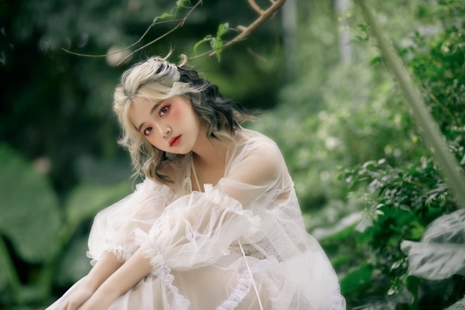 Nàng thơ 2K đẹp tinh khôi khiến bao chàng nguyện trao tim - 1 Nàng thơ 2K đẹp tinh khôi khiến bao chàng nguyện trao tim - 1