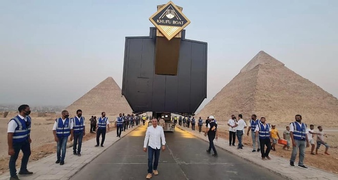 Choáng với cảnh vận chuyển thuyền cổ 4600 tuổi của Pharaoh Ai Cập - 4 Choáng với cảnh vận chuyển thuyền cổ 4600 tuổi của Pharaoh Ai Cập - 4
