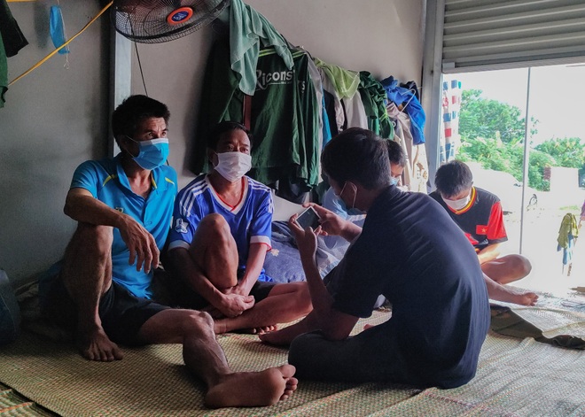 Lao động ngoại tỉnh mắc kẹt ở Hà Nội vì đại dịch Covid-19 - 7 Lao động ngoại tỉnh mắc kẹt ở Hà Nội vì đại dịch Covid-19 - 7