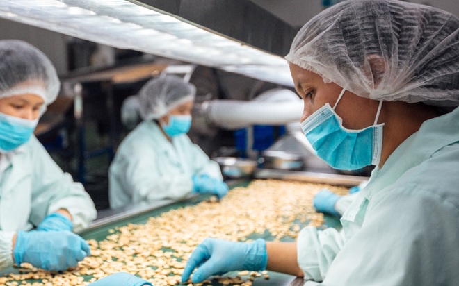 OLAM đóng góp vào nỗ lực phủ sóng vắc xin của Chính phủ - 1 OLAM đóng góp vào nỗ lực phủ sóng vắc xin của Chính phủ - 1
