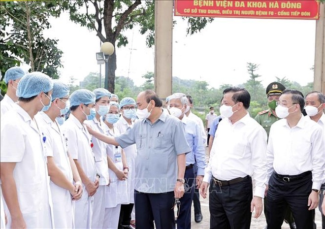 Chủ tịch nước: Không được để trái tim của cả nước bị dịch bệnh đe dọa - 2 Chủ tịch nước: Không được để trái tim của cả nước bị dịch bệnh đe dọa - 2