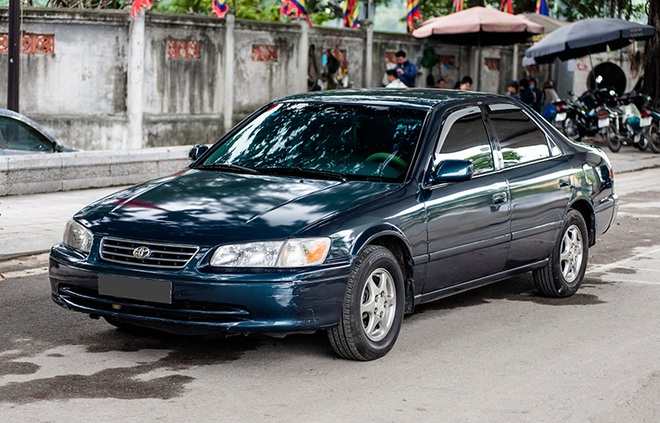 Vì sao xe sếp, ô tô đắt tiền nhập biếu tặng bất ngờ phát sốt? - 2 Vì sao xe sếp, ô tô đắt tiền nhập biếu tặng bất ngờ phát sốt? - 2